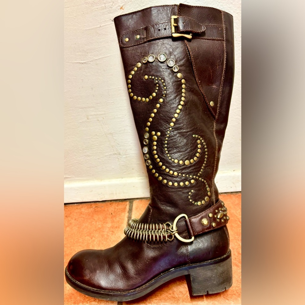 Leather Boots - Picture 3 of 6